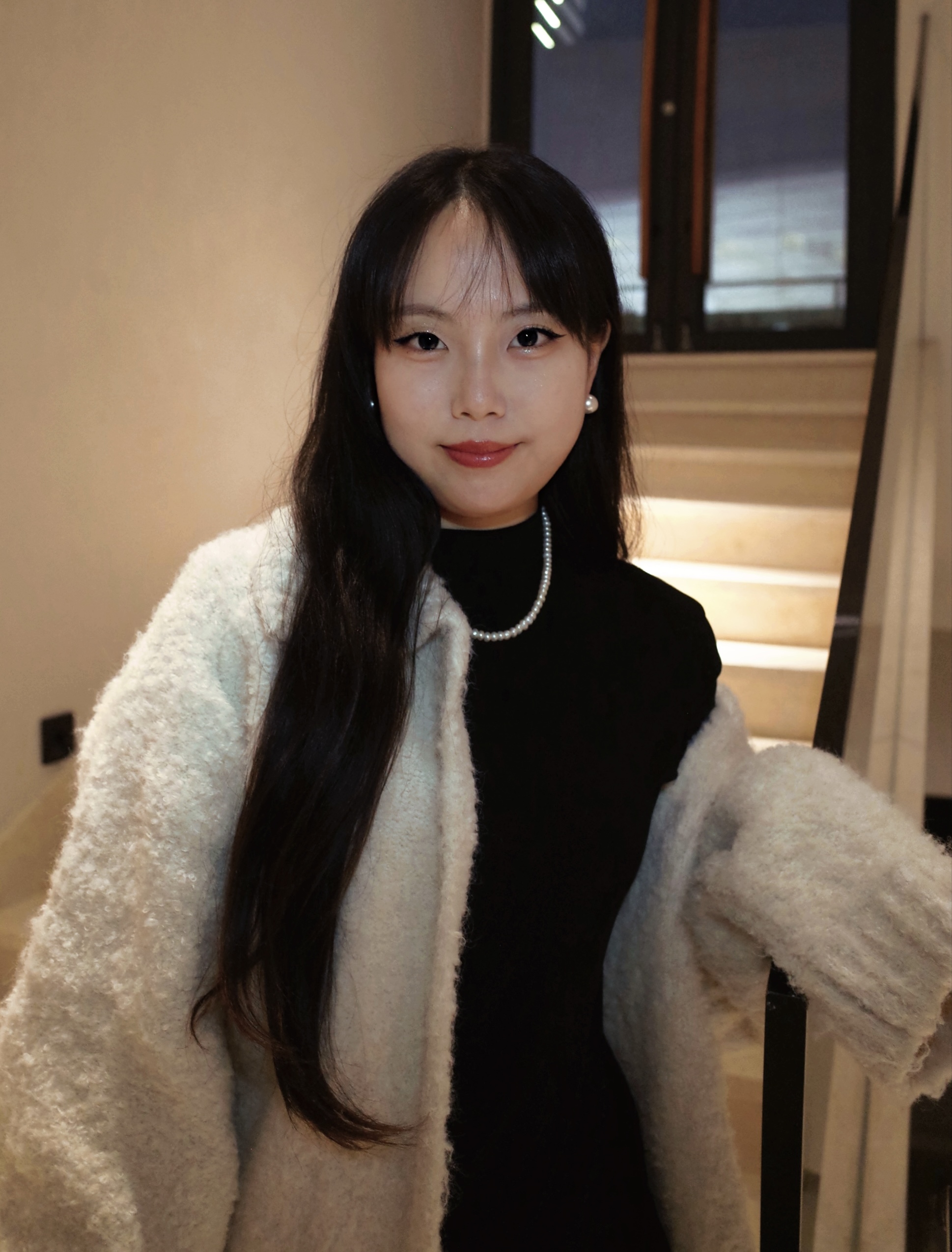 李卓越个人工作照